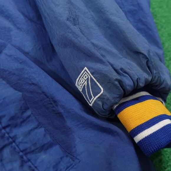 Vintage St. Louis Rams Puffer Jacket Mens Blue NFL Football Hooded Logo 7 90s - Picture 4 of 16